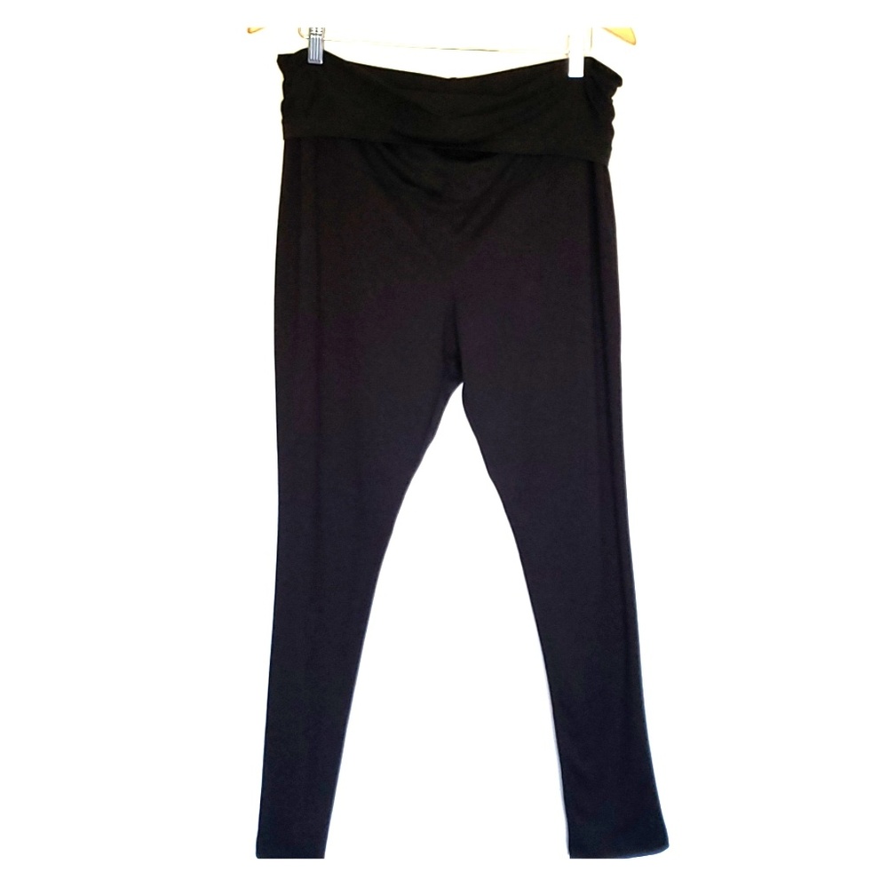 Liz Lange Maternity Black Pants / Stretch Leggings
